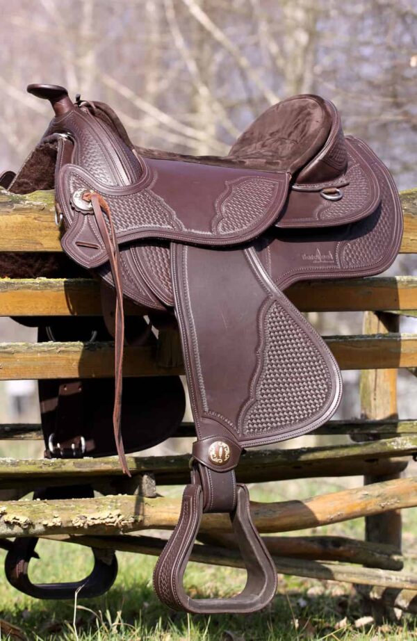 classy western saddle